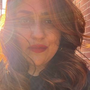 Meet your Posher, Raina